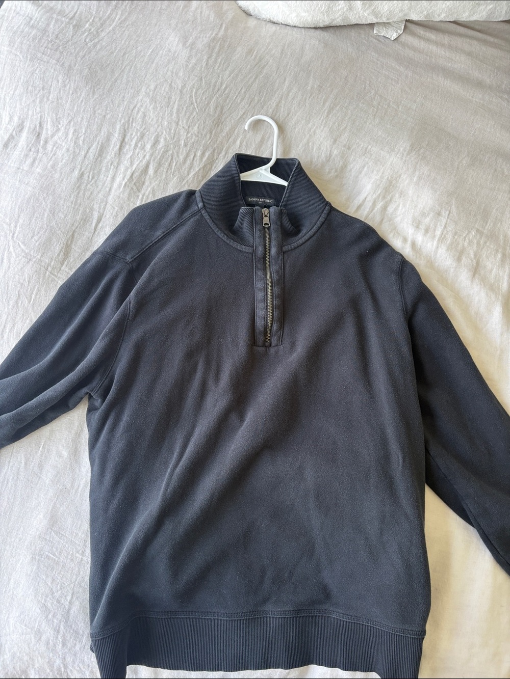 Banana Republic Men's Black Quarter-Zip Pullover Sweater